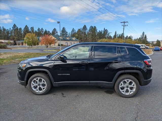 2025 Jeep Compass COMPASS SPORT 4X4