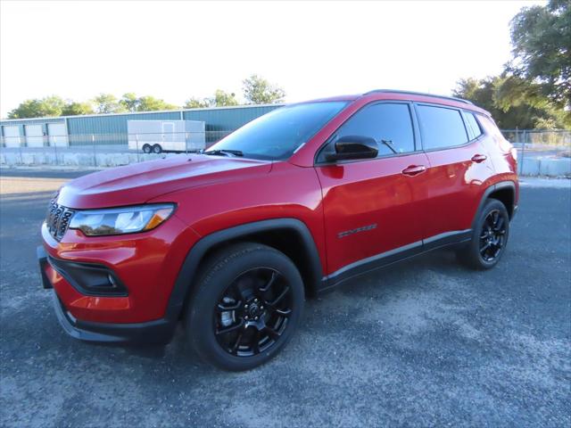 2025 Jeep Compass COMPASS LATITUDE 4X4