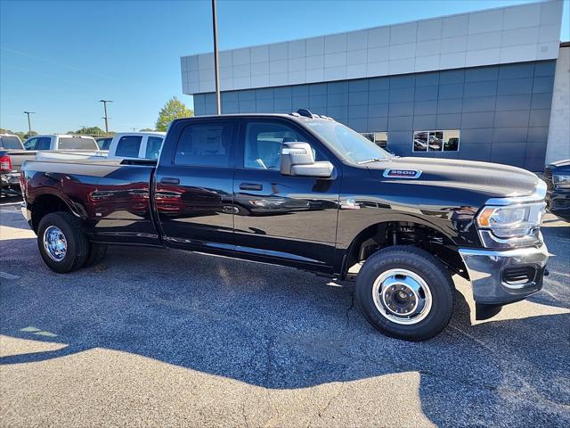 2024 RAM Ram 3500 RAM 3500 TRADESMAN CREW CAB 4X4 8 BOX