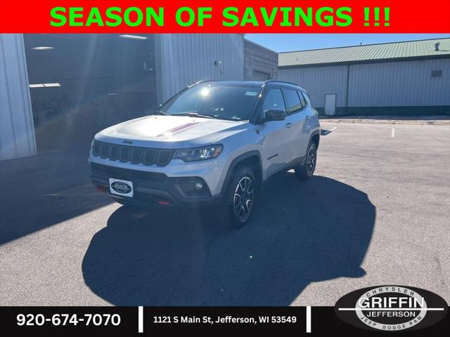 2025 Jeep Compass COMPASS TRAILHAWK 4X4