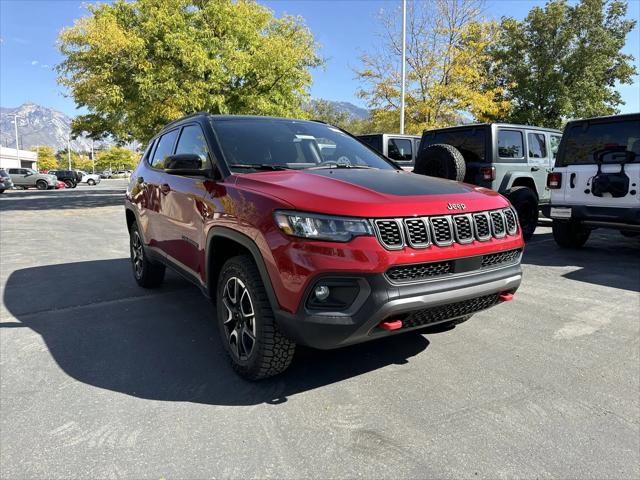 2025 Jeep Compass COMPASS TRAILHAWK 4X4