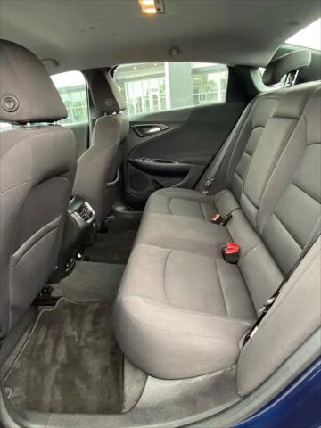 2017 Chevrolet Malibu 1LT