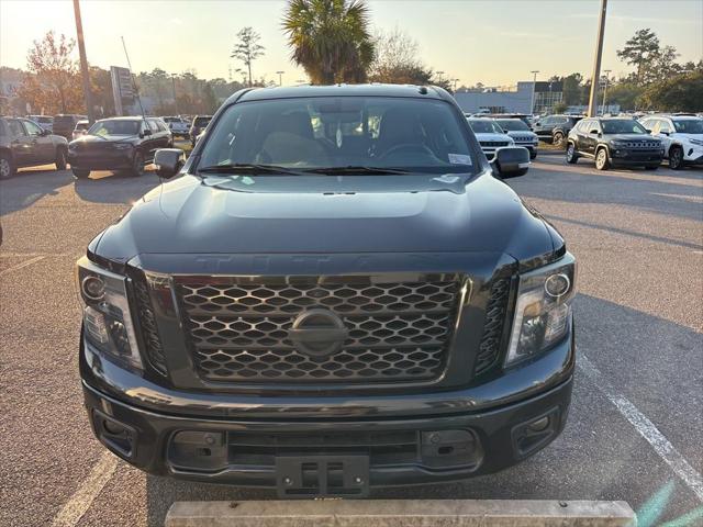 2018 Nissan TITAN SV