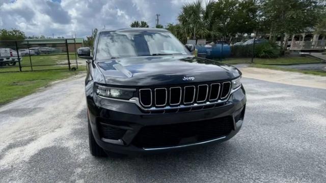 2023 Jeep Grand Cherokee Laredo 4x4