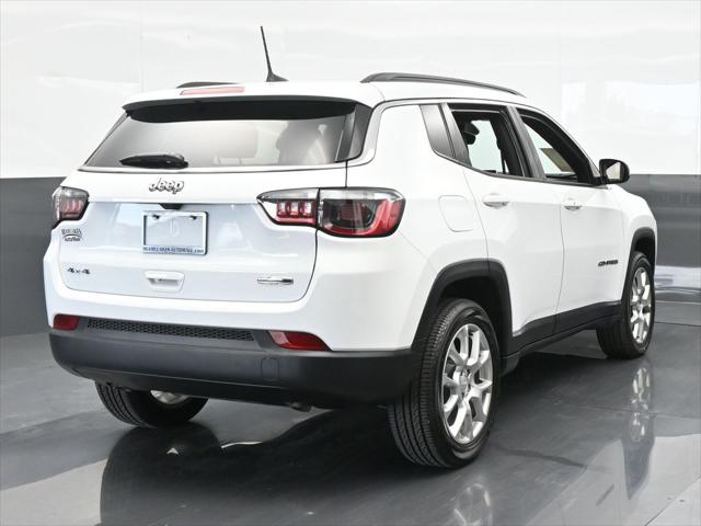 2024 Jeep Compass Latitude Lux FWD