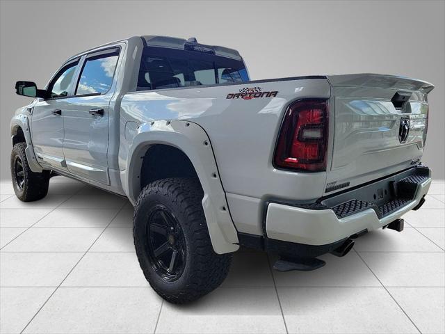 2025 Ram 1500 Big Horn Crew Cab 4x4 5'7" Box