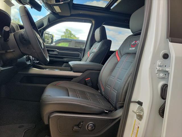 2025 Ram 1500 Big Horn Crew Cab 4x4 5'7" Box