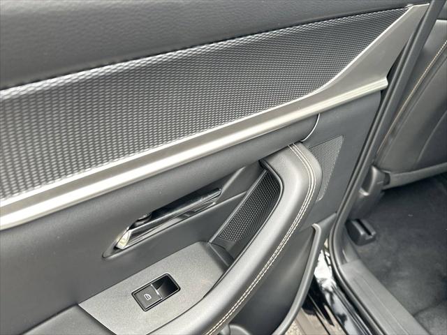 2025 Mazda X-90 Preferred Package