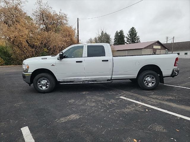 2024 RAM Ram 3500 RAM 3500 TRADESMAN CREW CAB 4X4 8 BOX