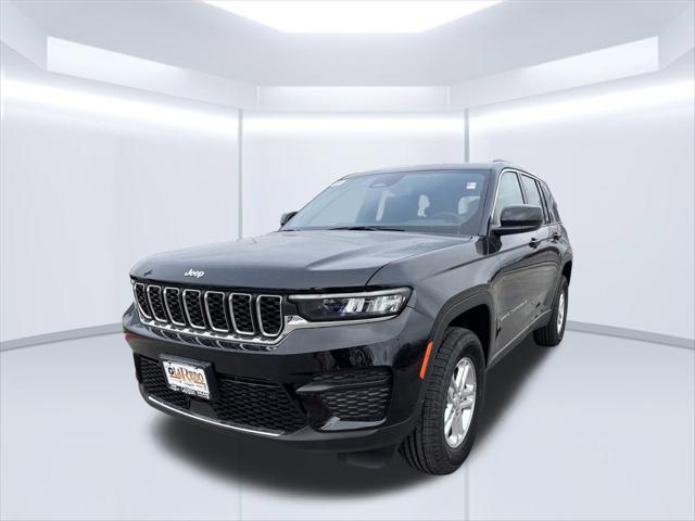 2024 Jeep Grand Cherokee GRAND CHEROKEE LAREDO 4X2