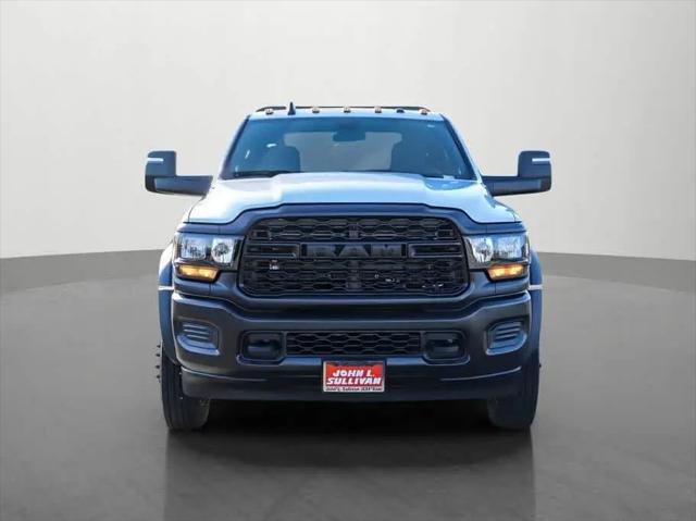2024 Ram 4500 Chassis Tradesman/SLT