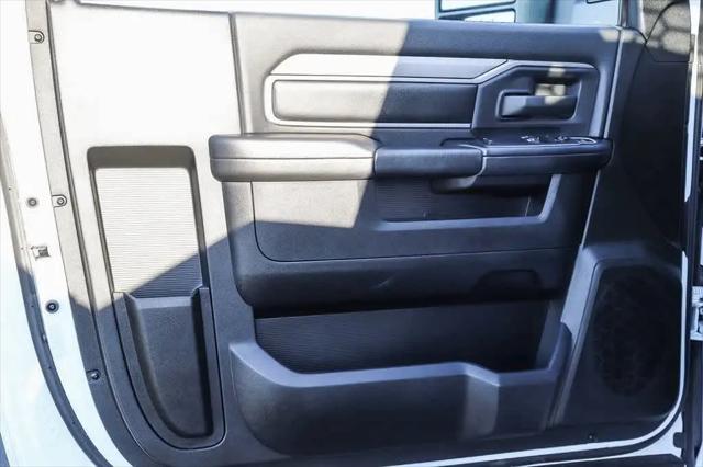 2024 Ram 4500 Chassis Tradesman/SLT