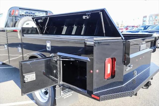 2024 Ram 4500 Chassis Tradesman/SLT