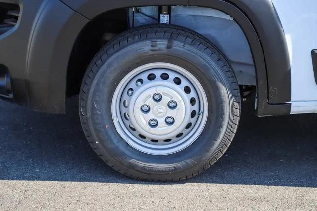 2024 Ram ProMaster Cargo Van Tradesman Low Roof 136" WB w/Pass Seat