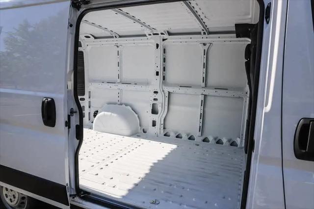 2024 Ram ProMaster Cargo Van Tradesman Low Roof 136" WB w/Pass Seat