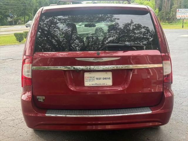 2014 Chrysler Town & Country Touring