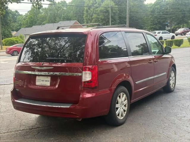 2014 Chrysler Town & Country Touring