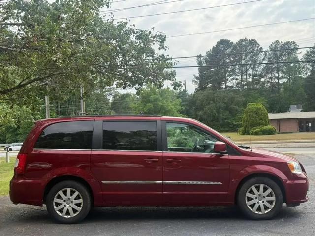 2014 Chrysler Town & Country Touring