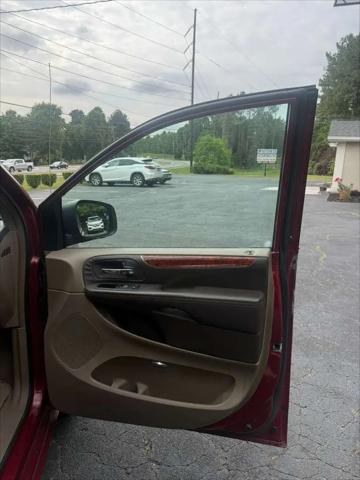2014 Chrysler Town & Country Touring