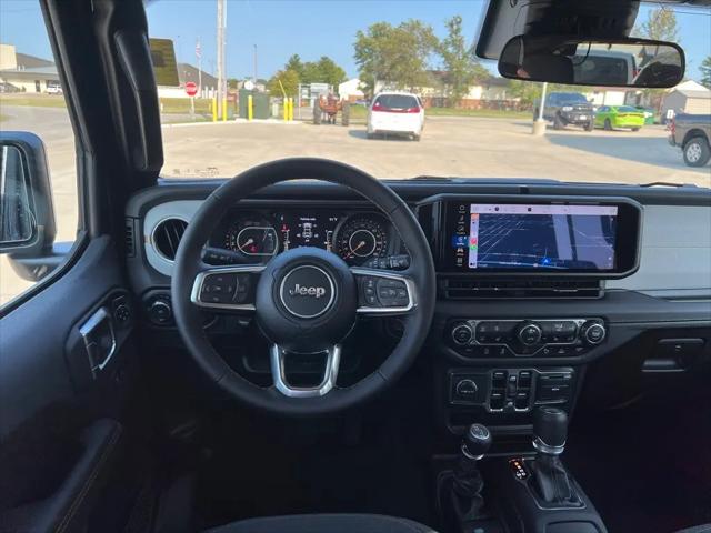 2024 Jeep Wrangler 4-Door Sahara 4x4