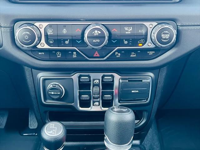 2024 Jeep Wrangler 4-Door Sahara 4x4