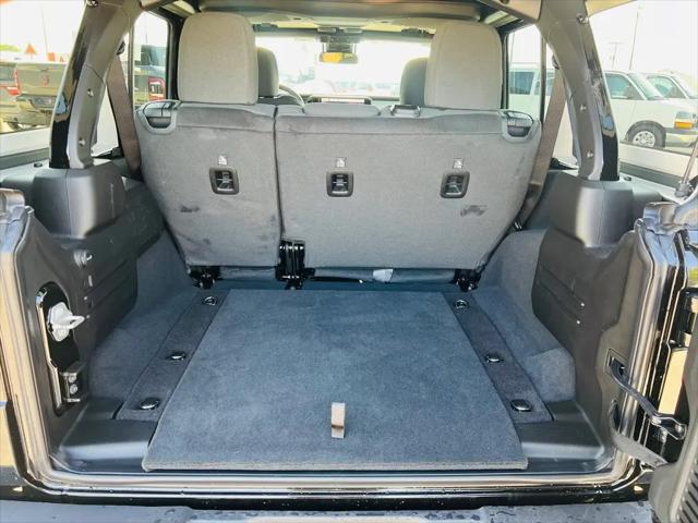 2024 Jeep Wrangler 4-Door Sahara 4x4