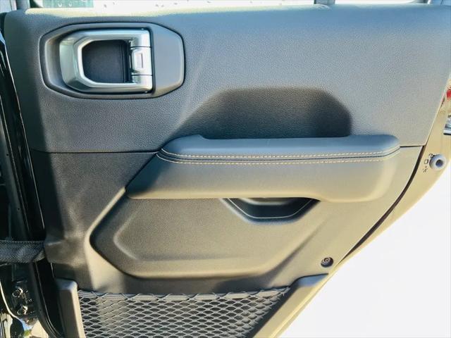 2024 Jeep Wrangler 4-Door Sahara 4x4