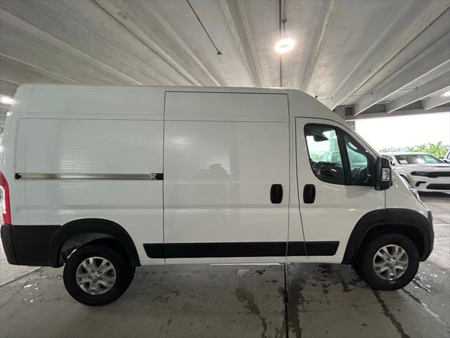 2025 RAM Ram ProMaster RAM PROMASTER 2500 SLT CARGO VAN HIGH ROOF 136 WB