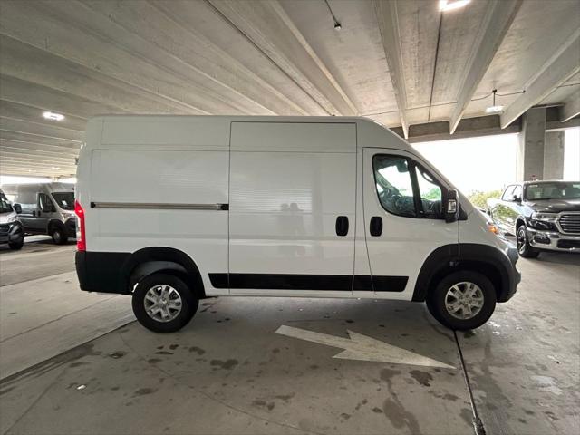 2025 RAM Ram ProMaster RAM PROMASTER 3500 SLT CARGO VAN HIGH ROOF 136 WB