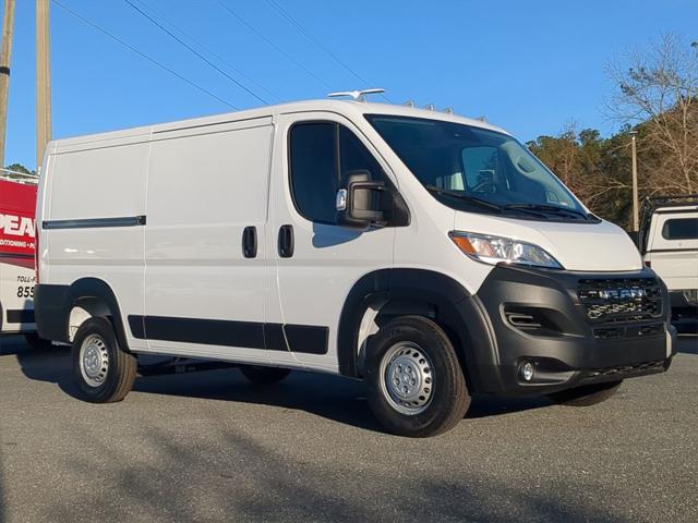 2025 RAM Ram ProMaster RAM PROMASTER 1500 TRADESMAN CARGO VAN LOW ROOF 136 WB