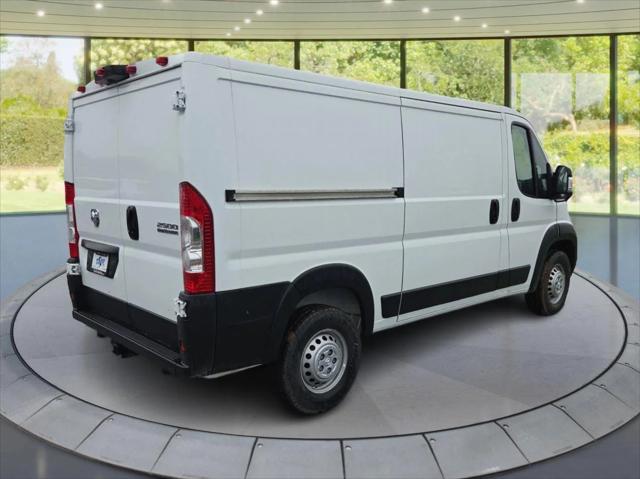 2025 RAM Ram ProMaster RAM PROMASTER 2500 TRADESMAN CARGO VAN LOW ROOF 136 WB