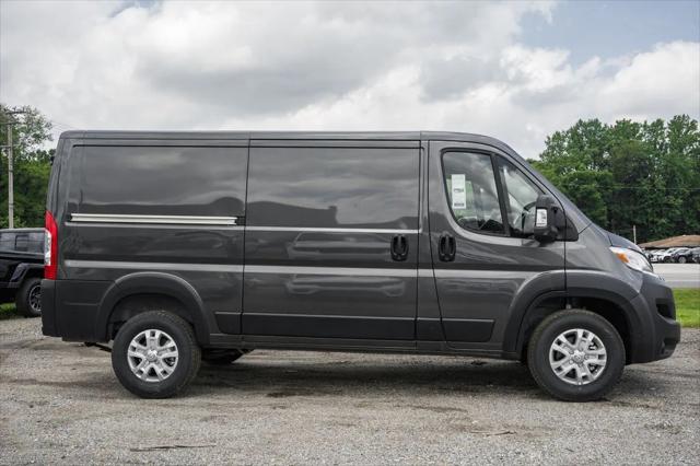 2025 RAM Ram ProMaster RAM PROMASTER 1500 SLT CARGO VAN LOW ROOF 136 WB