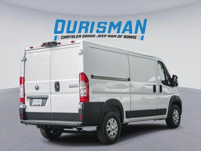 2025 Ram ProMaster Cargo Van SLT Low Roof 136" WB