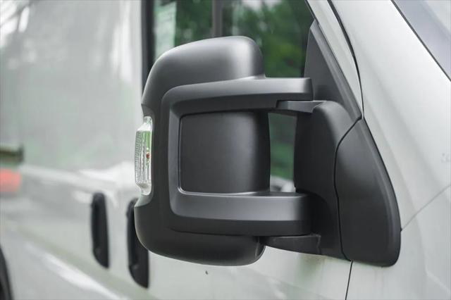 2025 Ram ProMaster Cargo Van SLT Low Roof 136" WB