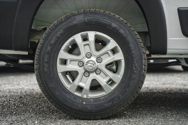 2025 Ram ProMaster Cargo Van SLT Low Roof 136" WB