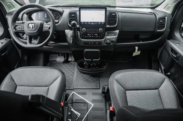 2025 Ram ProMaster Cargo Van SLT Low Roof 136" WB
