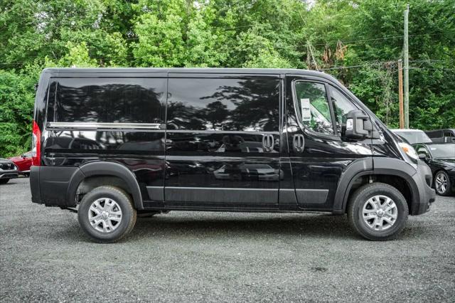 2025 RAM Ram ProMaster RAM PROMASTER 2500 SLT CARGO VAN LOW ROOF 136 WB