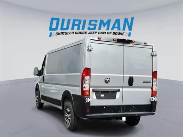 2025 Ram ProMaster Cargo Van SLT Low Roof 136" WB