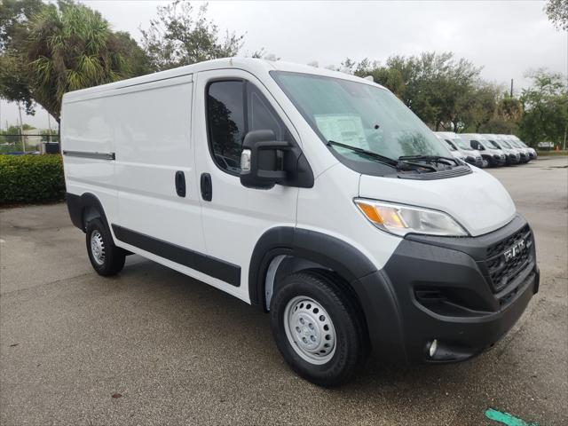 2025 RAM Ram ProMaster RAM PROMASTER 1500 TRADESMAN CARGO VAN LOW ROOF 136 WB
