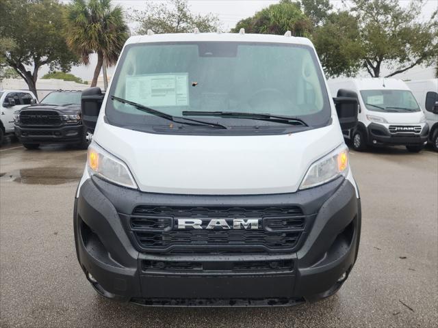 2025 RAM Ram ProMaster RAM PROMASTER 1500 TRADESMAN CARGO VAN LOW ROOF 136 WB