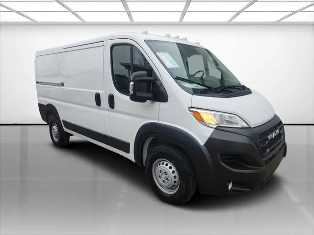 2025 RAM Ram ProMaster RAM PROMASTER 1500 TRADESMAN CARGO VAN LOW ROOF 136 WB