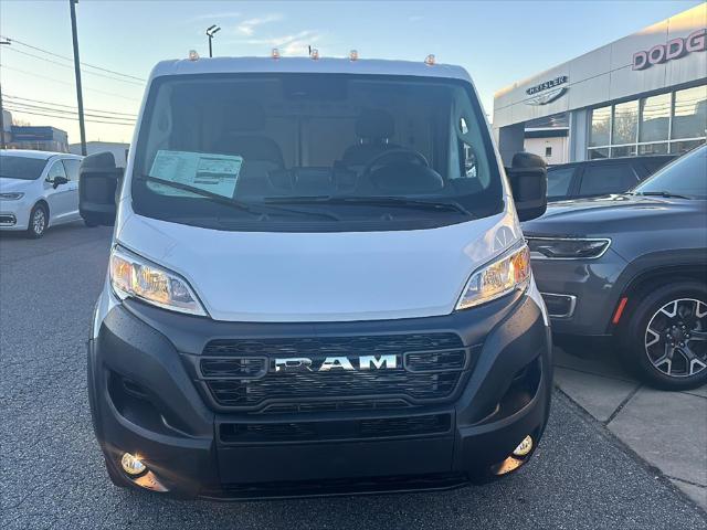 2025 RAM Ram ProMaster RAM PROMASTER 1500 TRADESMAN CARGO VAN LOW ROOF 136 WB