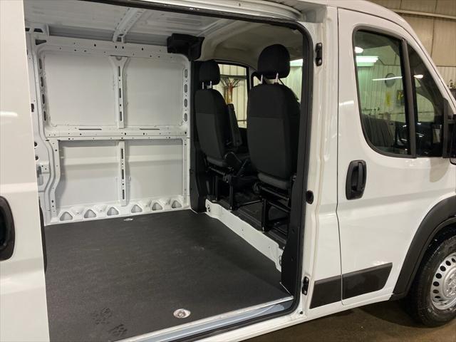 2025 RAM Ram ProMaster RAM PROMASTER 1500 TRADESMAN CARGO VAN LOW ROOF 136 WB