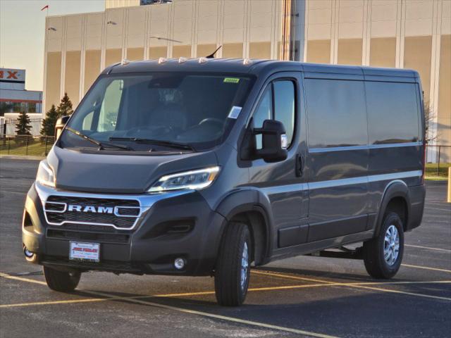 2025 RAM Ram ProMaster RAM PROMASTER 1500 SLT CARGO VAN LOW ROOF 136 WB