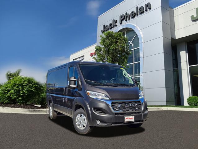 2025 RAM Ram ProMaster RAM PROMASTER 1500 SLT CARGO VAN LOW ROOF 136 WB