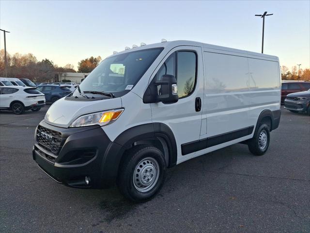 2025 RAM Ram ProMaster RAM PROMASTER 1500 TRADESMAN CARGO VAN LOW ROOF 136 WB