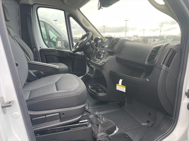 2025 Ram ProMaster Cargo Van Tradesman Low Roof 136" WB w/Pass Seat