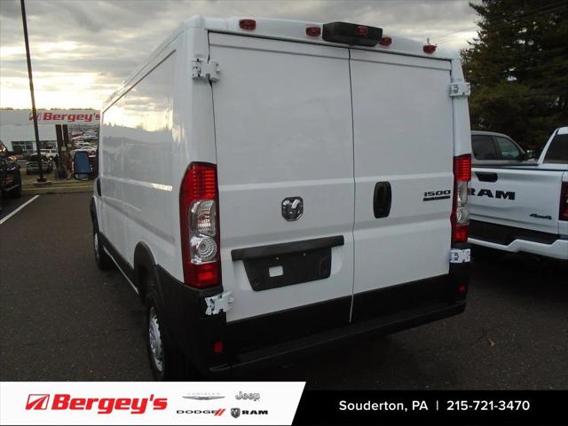 2025 RAM Ram ProMaster RAM PROMASTER 1500 TRADESMAN CARGO VAN LOW ROOF 136 WB