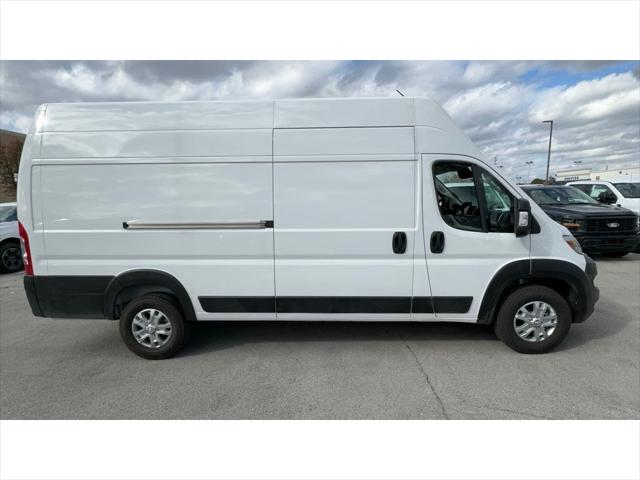 2025 RAM Ram ProMaster RAM PROMASTER 3500 SLT CARGO VAN SUPER HIGH ROOF 159 WB EXT