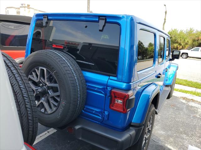 2024 Jeep Wrangler WRANGLER 4-DOOR SAHARA
